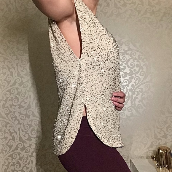 Haute Hippie Beautiful Beaded Top 💕 - Picture 4 of 8